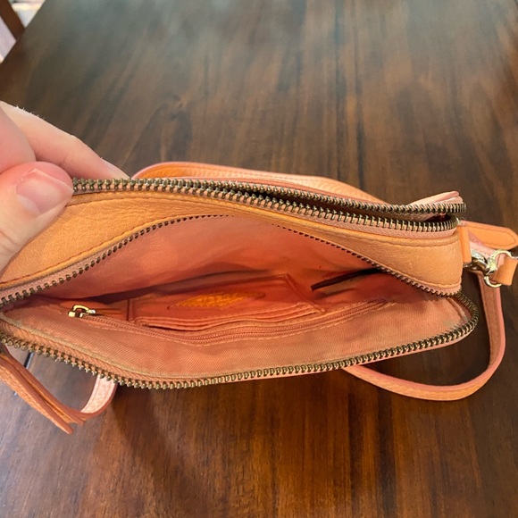 Fossil leather small crossbody Coral - Picture 9 of 9